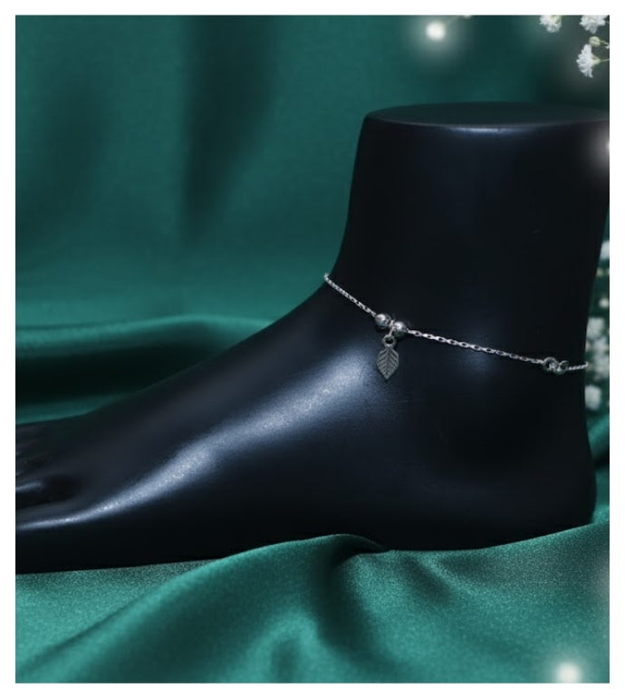 Leaf Whisper 92.5 Silver Charm Anklet