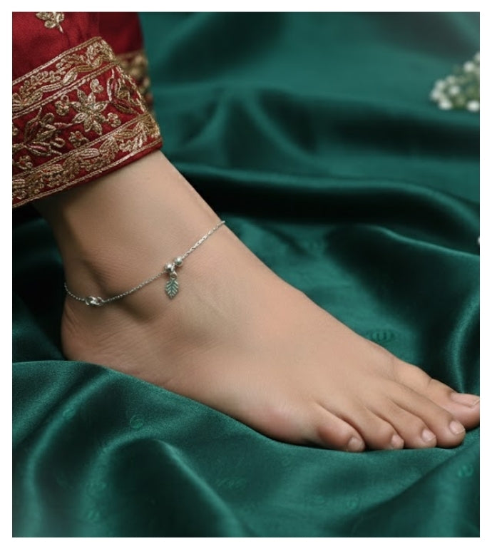Leaf Whisper 92.5 Silver Charm Anklet