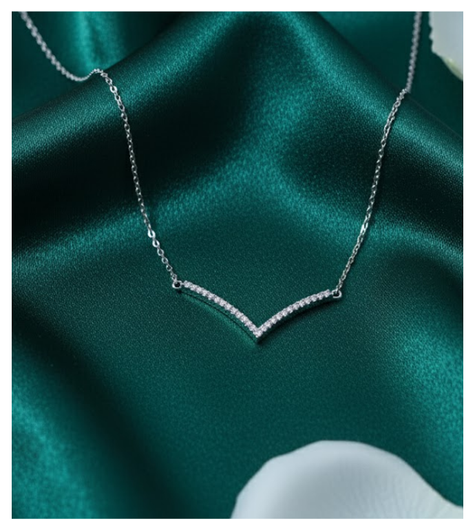 Vogue V 92.5 Silver Pendent