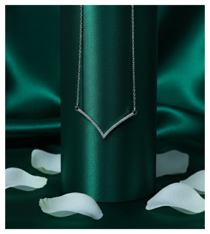 Vogue V 92.5 Silver Pendent