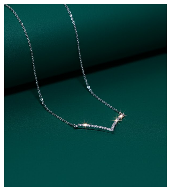 Vogue V 92.5 Silver Pendent