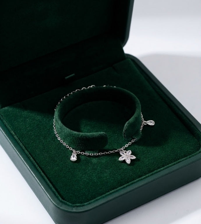 Petal Glow Silver Bracelet