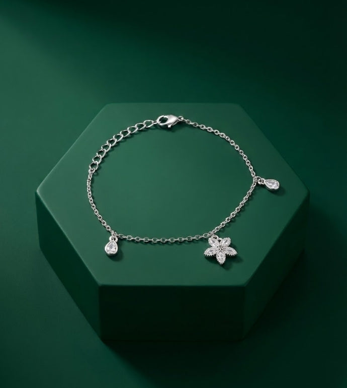Petal Glow Silver Bracelet