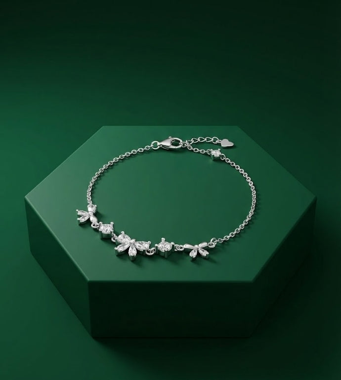 Petal Line 92.5 Silver Bracelet