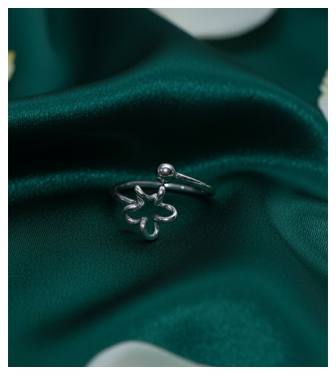 Petal Whisper 92.5 Silver Ring